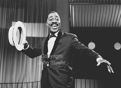 Johnny White i Blå time fjernsynsudsendelse.
08-01-64.
6x6, tiff, 300 dpi, size: 4 - 7 MB. a6441904.jpg