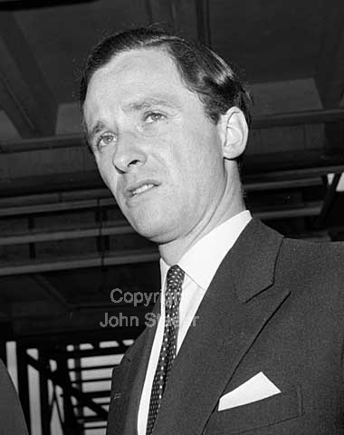 The earl of Lichfield better known as Patrick Lichfield or Lord Lichfield in Copenhagen airport Kastrup.
15-05-64.
6x6, tiff, 300 dpi, size: 4 - 7 MB.
Printsize: 25 cm. k6440902.jpg